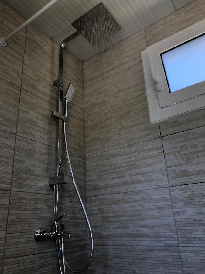 Converted Shed Studio & Garden Hanging Bed Порто-Рафті Екстер'єр фото