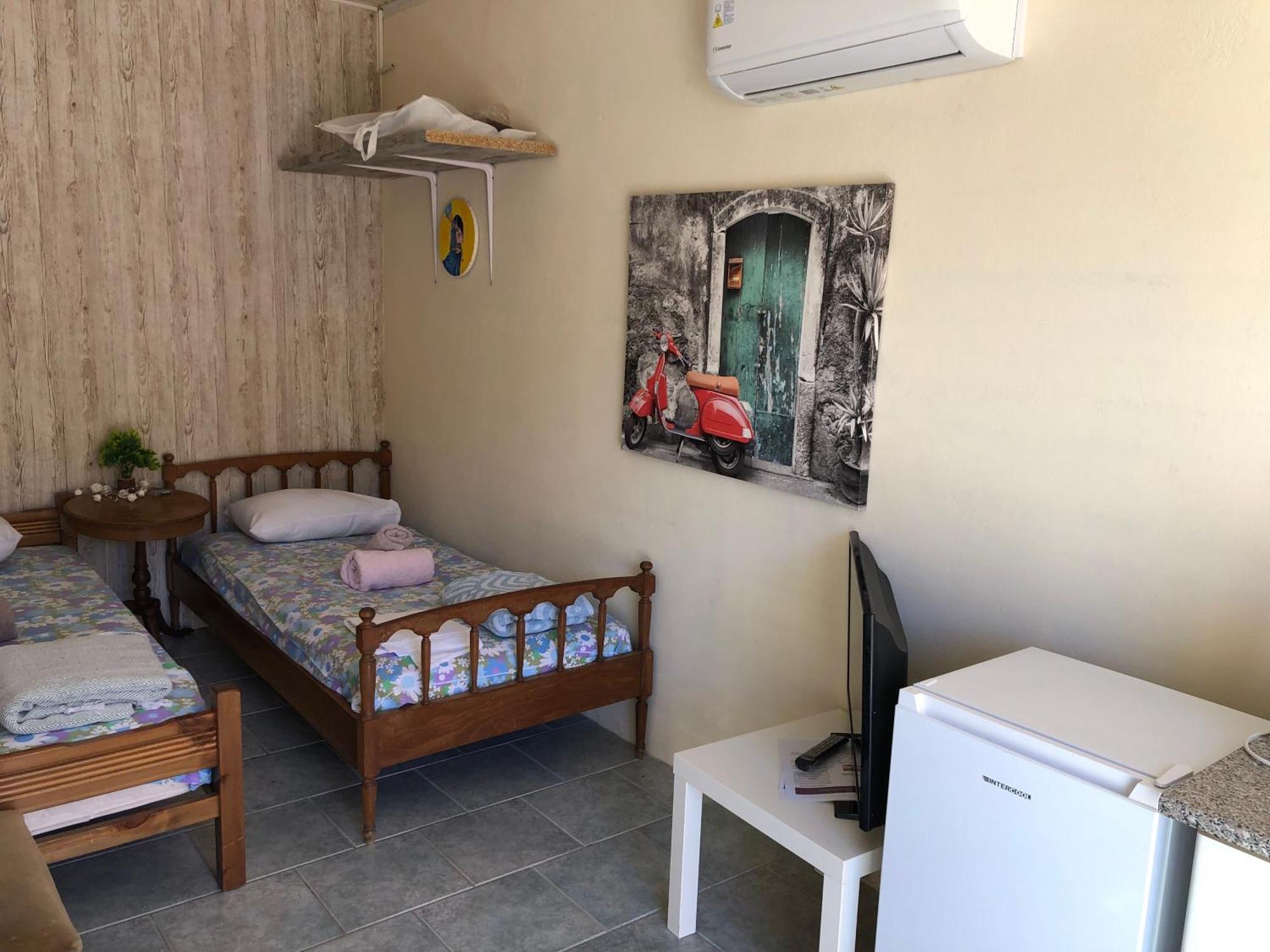 Converted Shed Studio & Garden Hanging Bed Порто-Рафті Екстер'єр фото